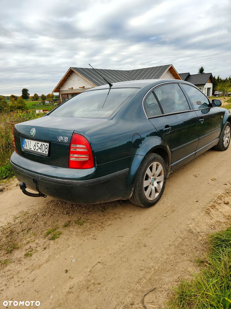 Skoda Superb - 4
