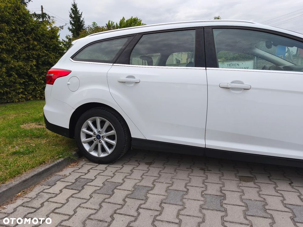 Ford Focus 1.5 EcoBoost Titanium - 5