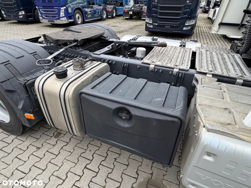 Volvo FH460 z Austrii kabina XL nowa hydraulika 600Tkm oryginalnego przebiegu - 24