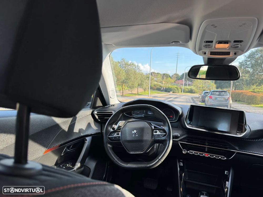 Peugeot 2008 PureTech 130 EAT8 Allure - 9