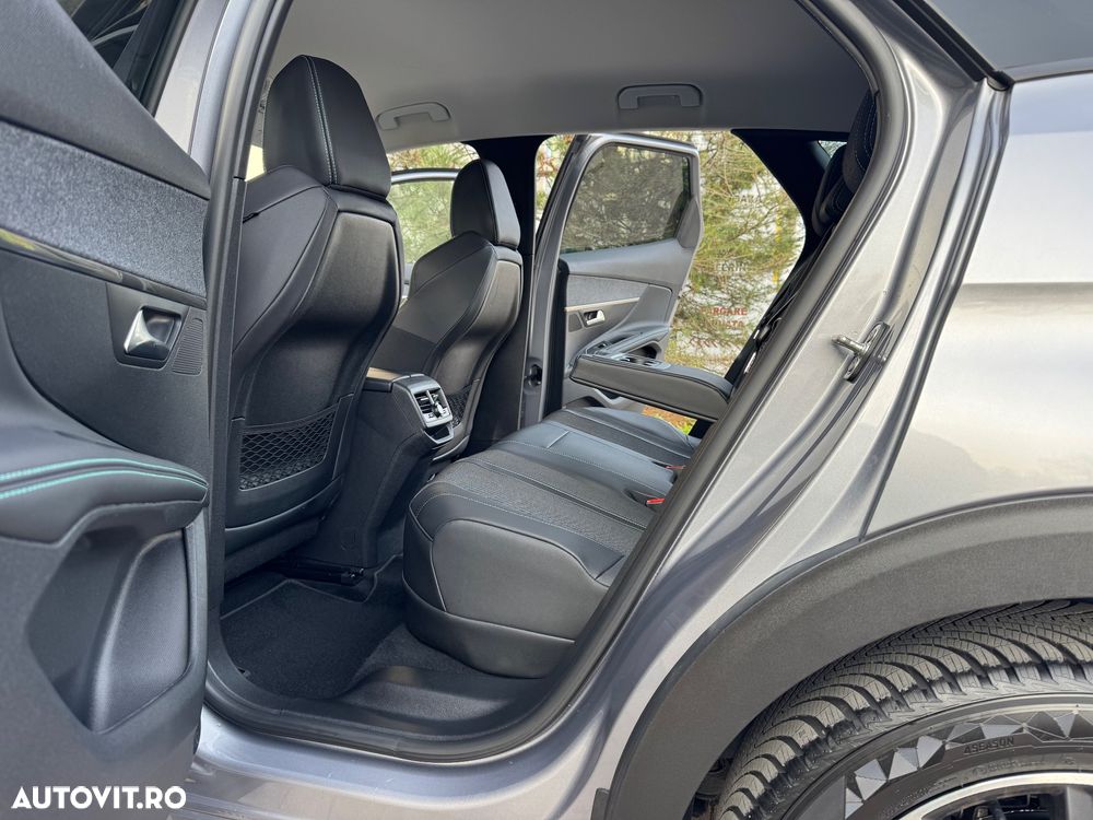 Peugeot 3008 Plug-In Hybrid 225 e-EAT8 Allure Pack - 5