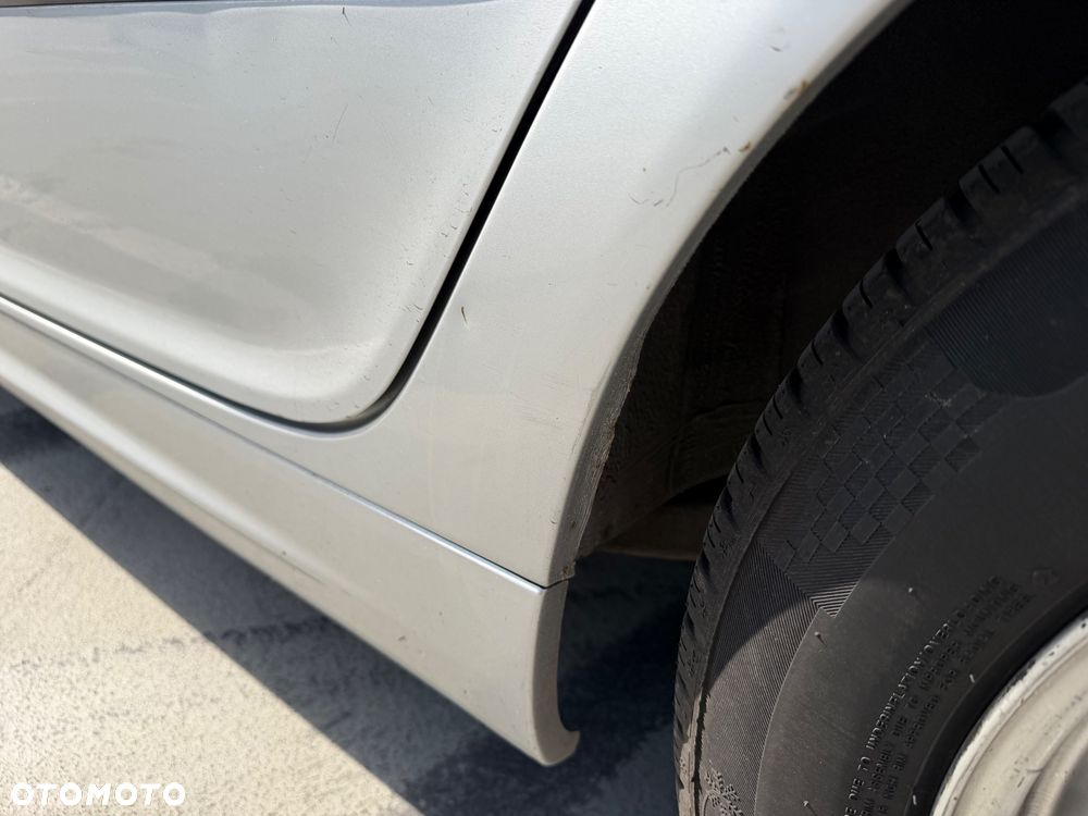 BMW Seria 3 - 12