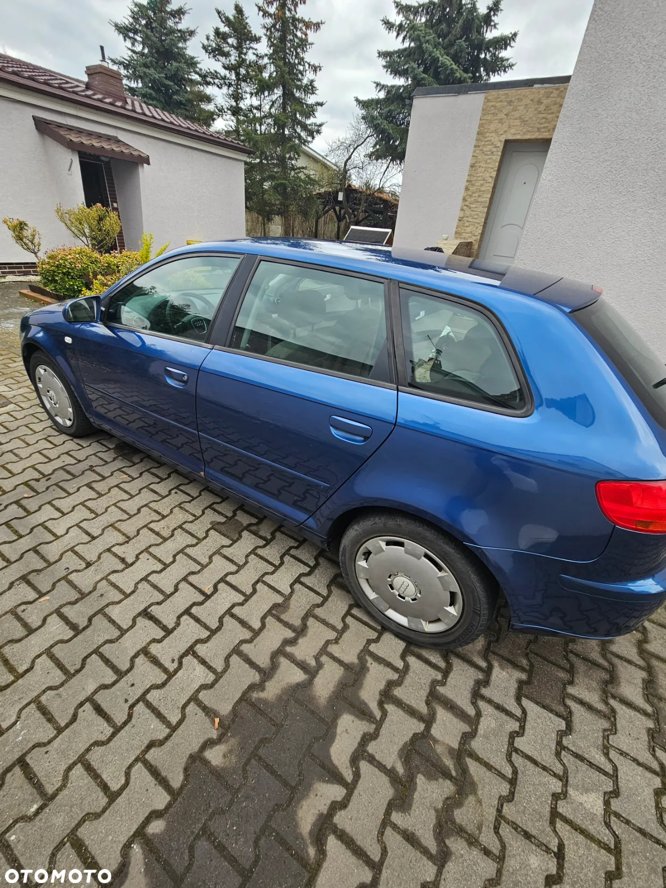 Audi A3 1.6 Sportback Ambiente - 4