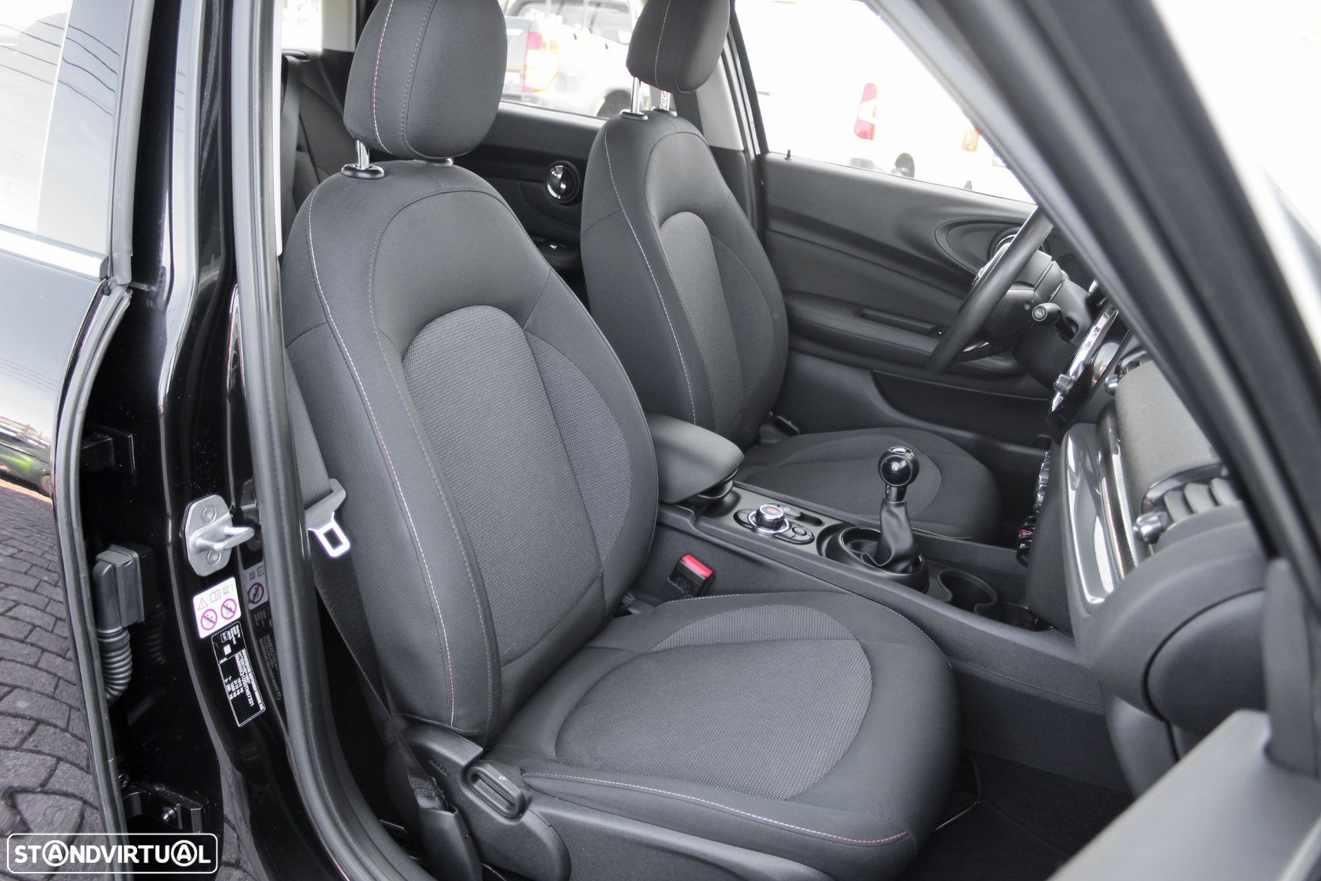 MINI Clubman One D - 11