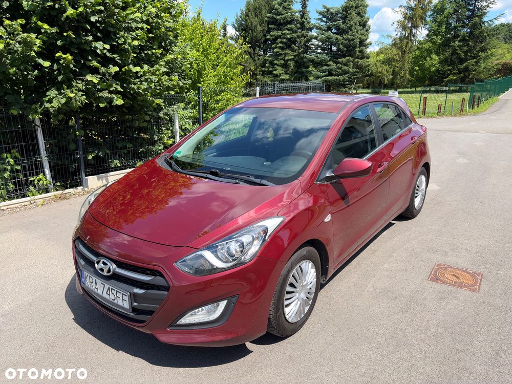 Hyundai i30 blue 1.4 Passion - 9