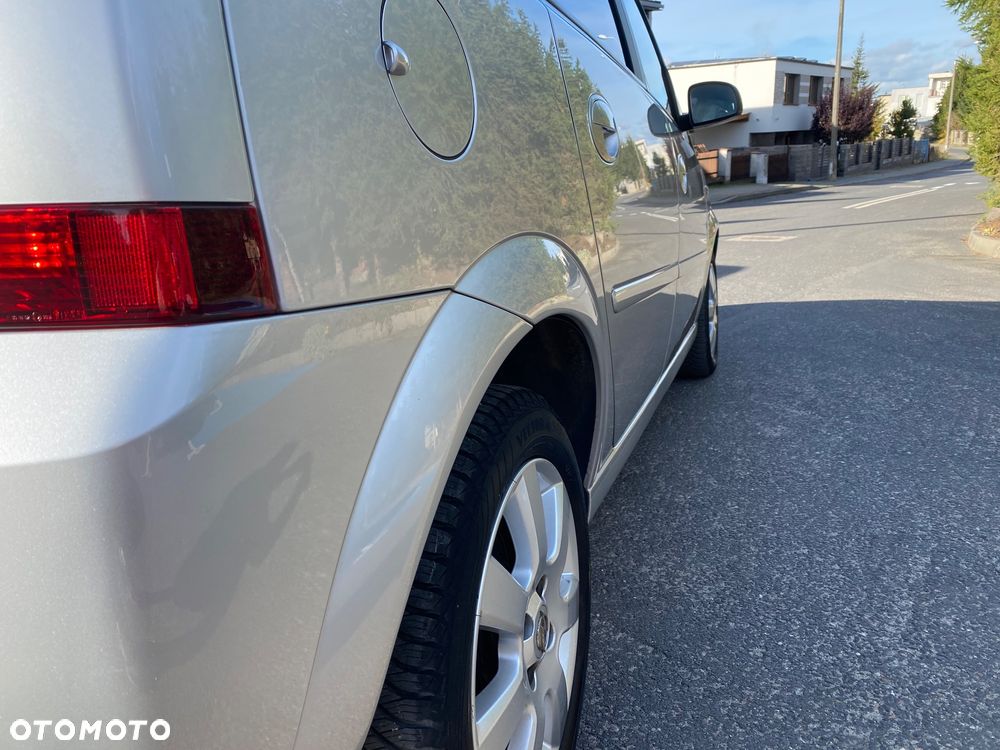 Opel Meriva - 9