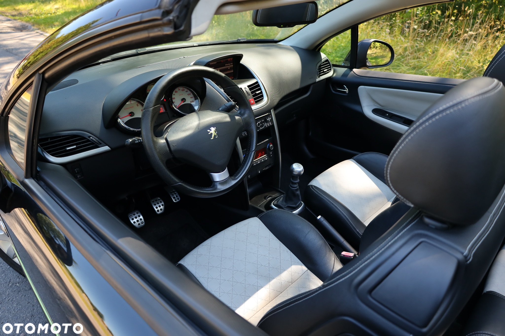Peugeot 207 CC 155 THP Roland Garros - 7