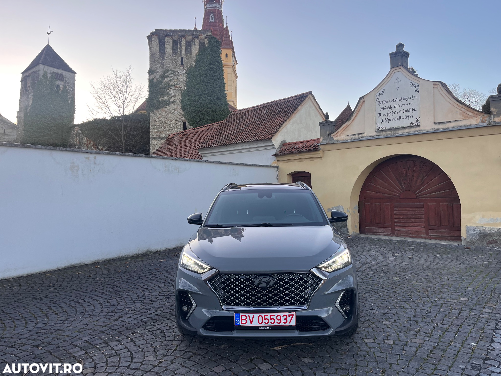 Hyundai Tucson blue 2.0 CRDi 4WD Aut. N Line - 38