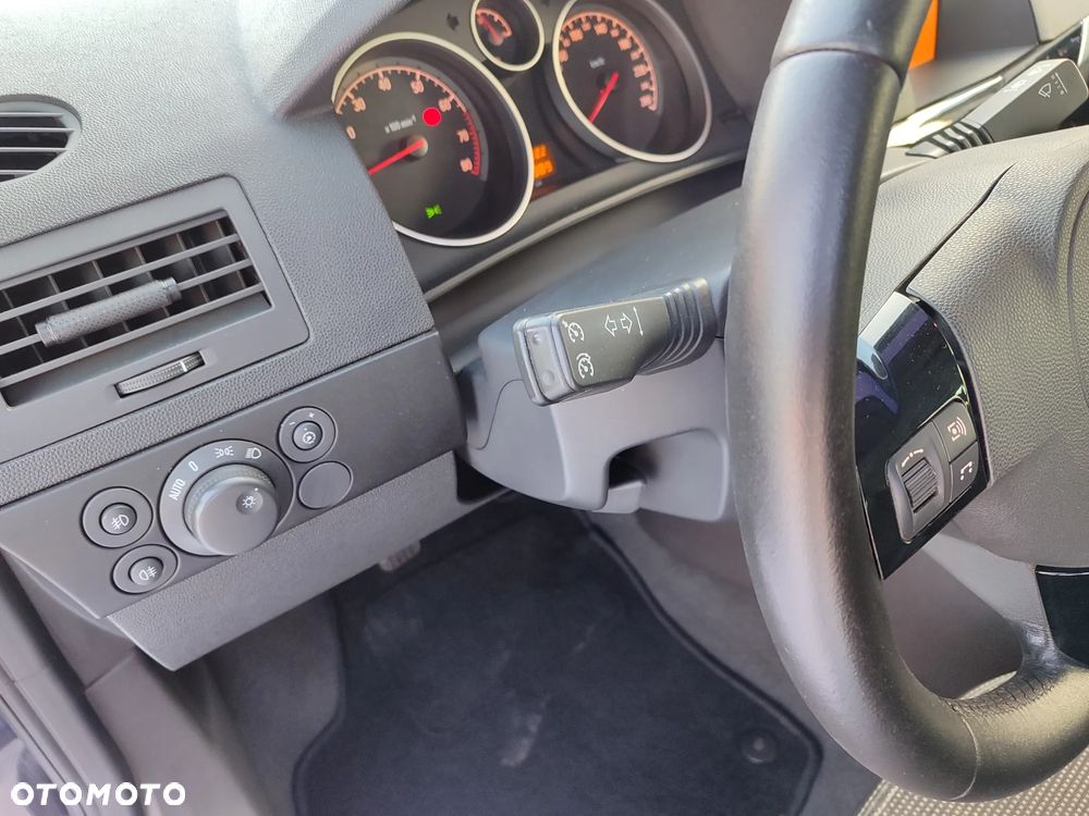 Opel Astra 1.8 Cosmo - 17