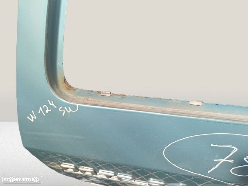 Tampa Mala Mercedes-Benz Três Volumes (W124) - 4