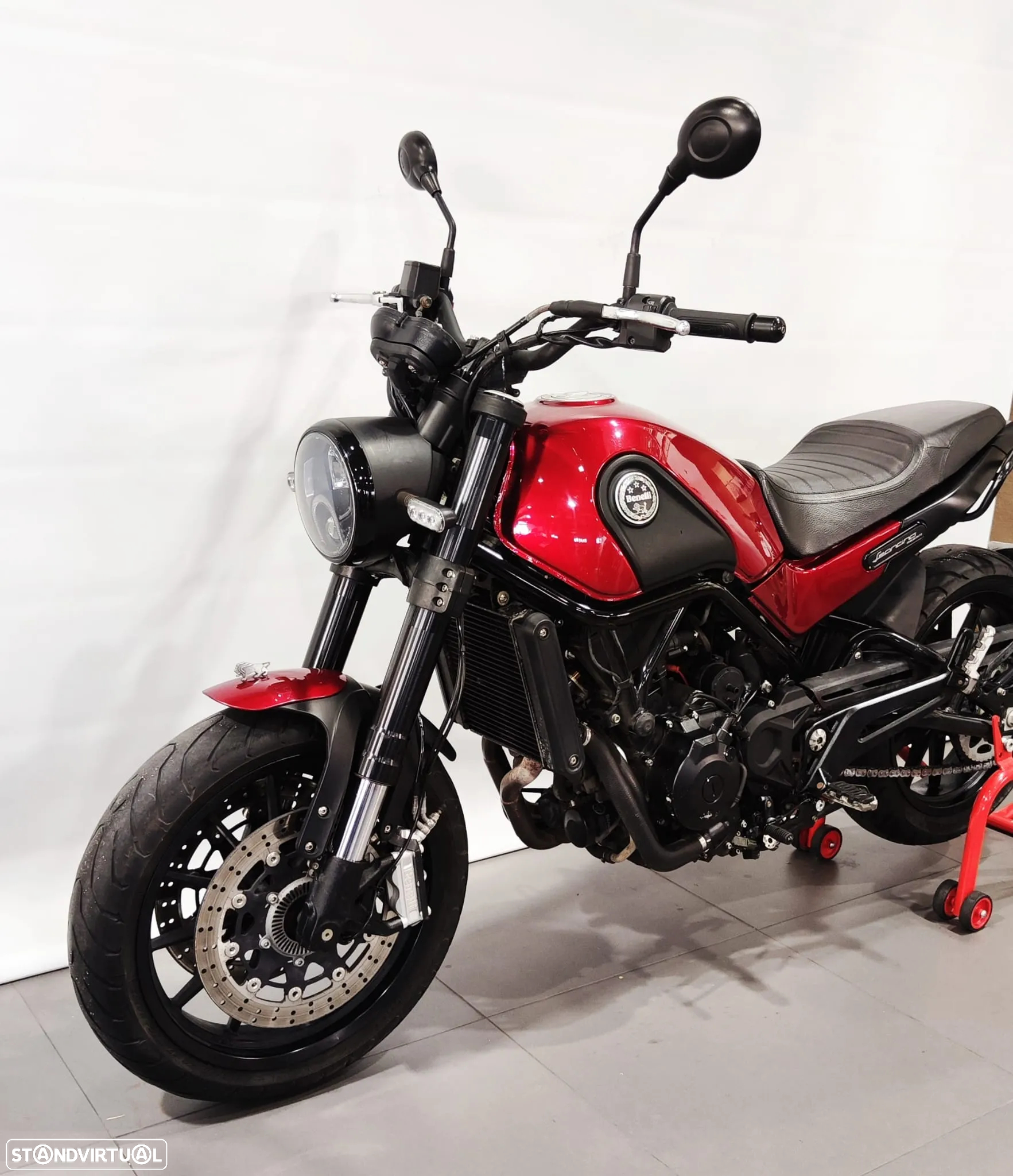 Benelli Leoncino 500 - 6