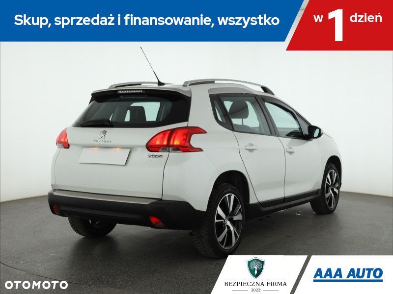 Peugeot 2008 - 7