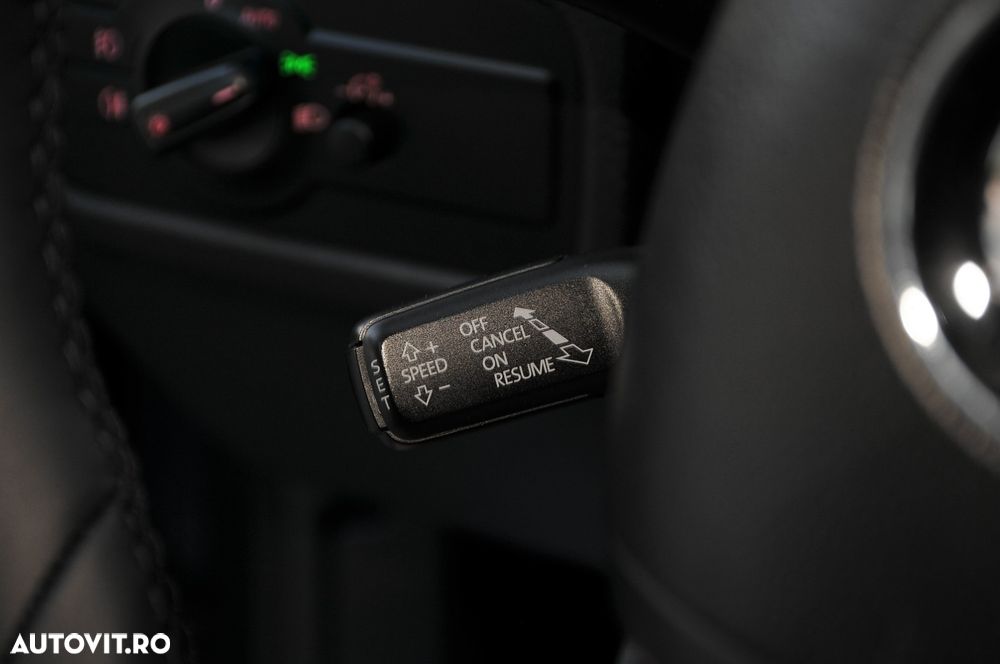 Volkswagen Touareg - 13