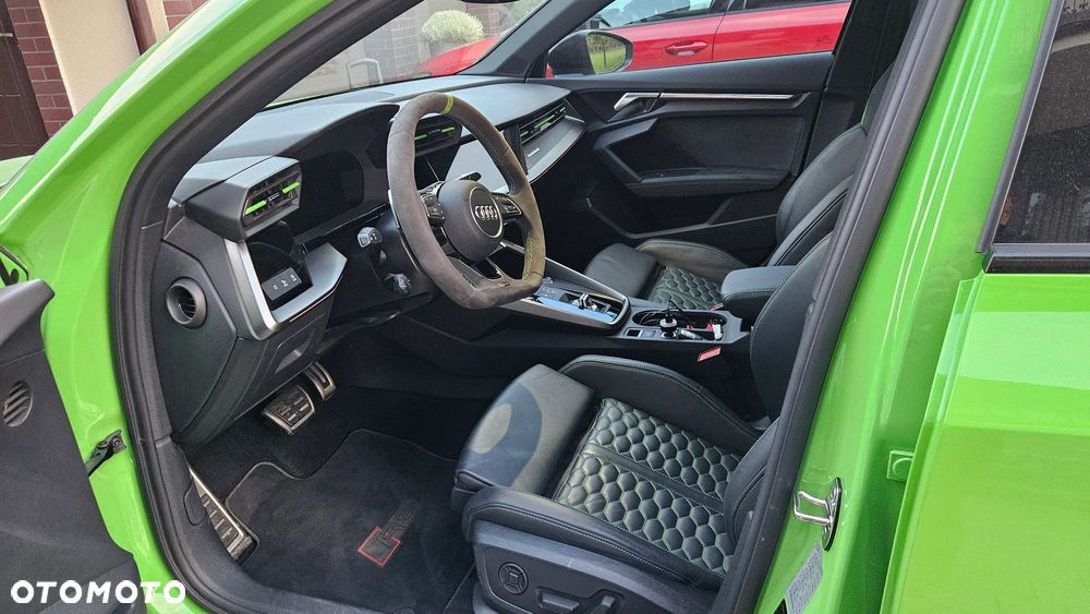 Audi RS3 Limousine - 9