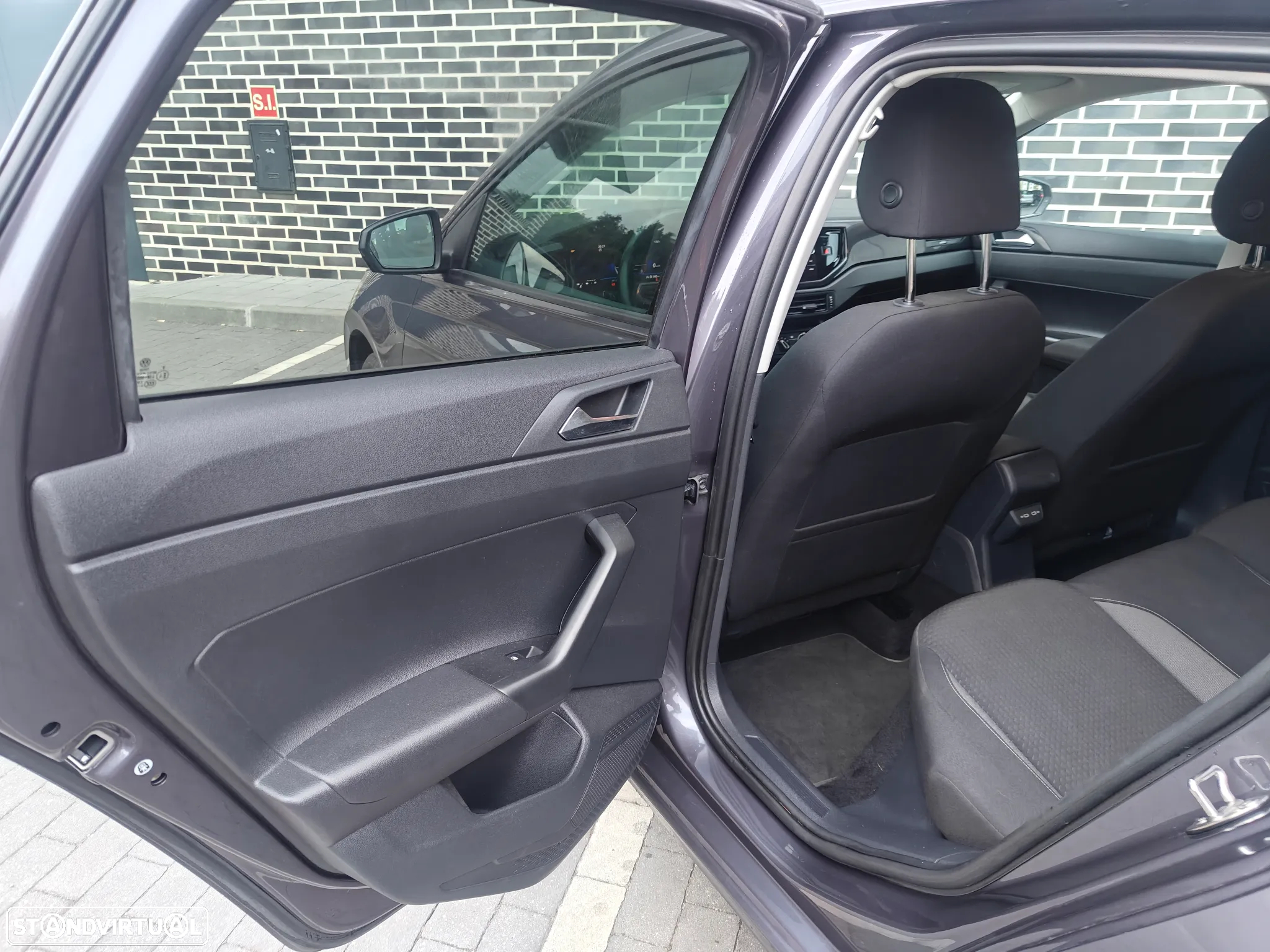 VW Polo 1.0 TSI Urban - 16