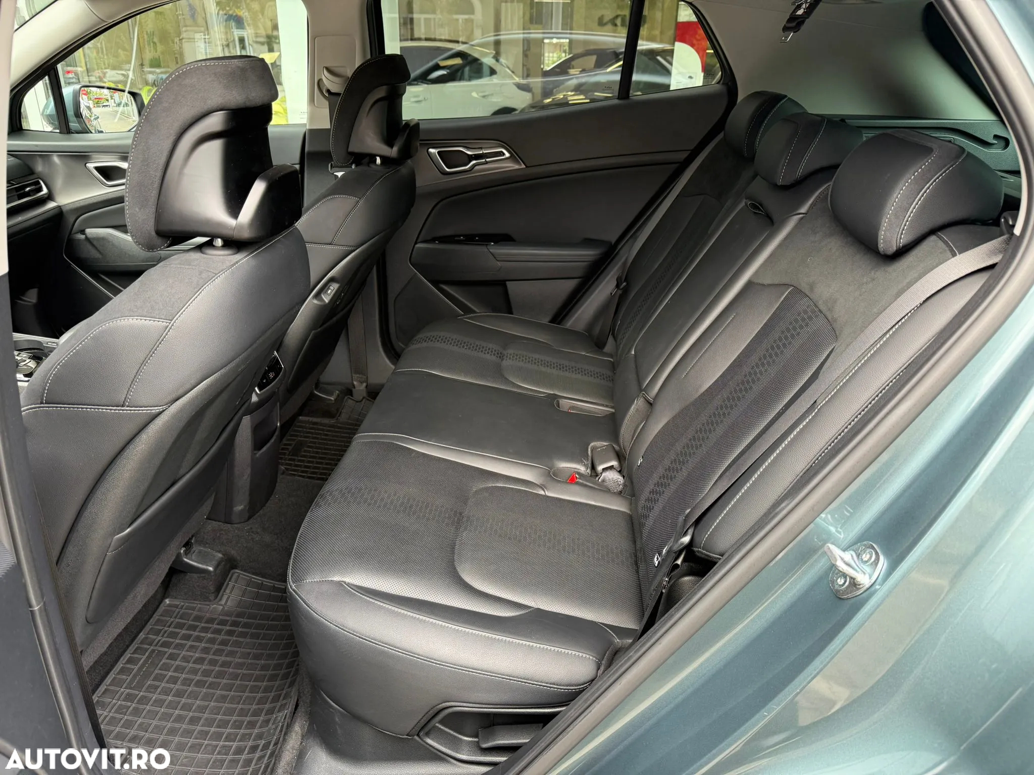 Kia Sportage 1.6 T-GDI HEV 6AT 4x2 Business Line - 10