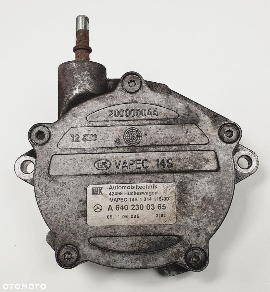 POMPA VACU VACUM MERCEDES W169 2.0 CDI A6402300365 - 1