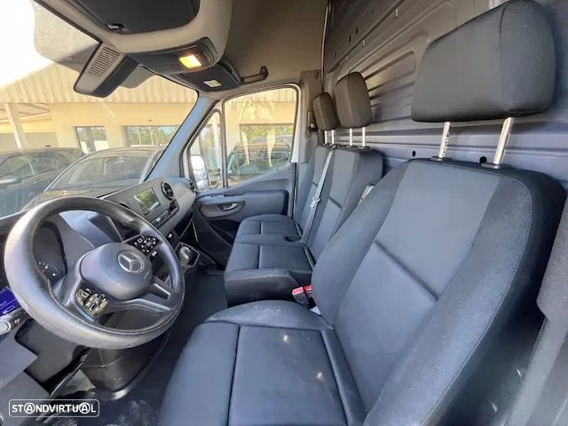 Mercedes-Benz SPRINTER 311Cdi CAIXA 3.30 METROS - 9