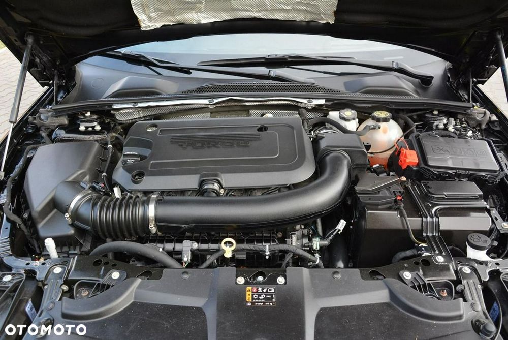 Opel Insignia 2.0 T 4x4 GSi S&S - 35