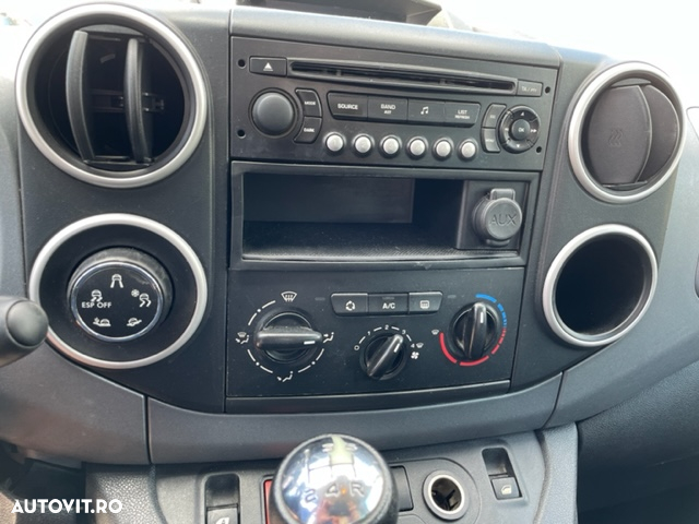 Dezmembrez Citroen Berlingo 1.6 HDI - 10
