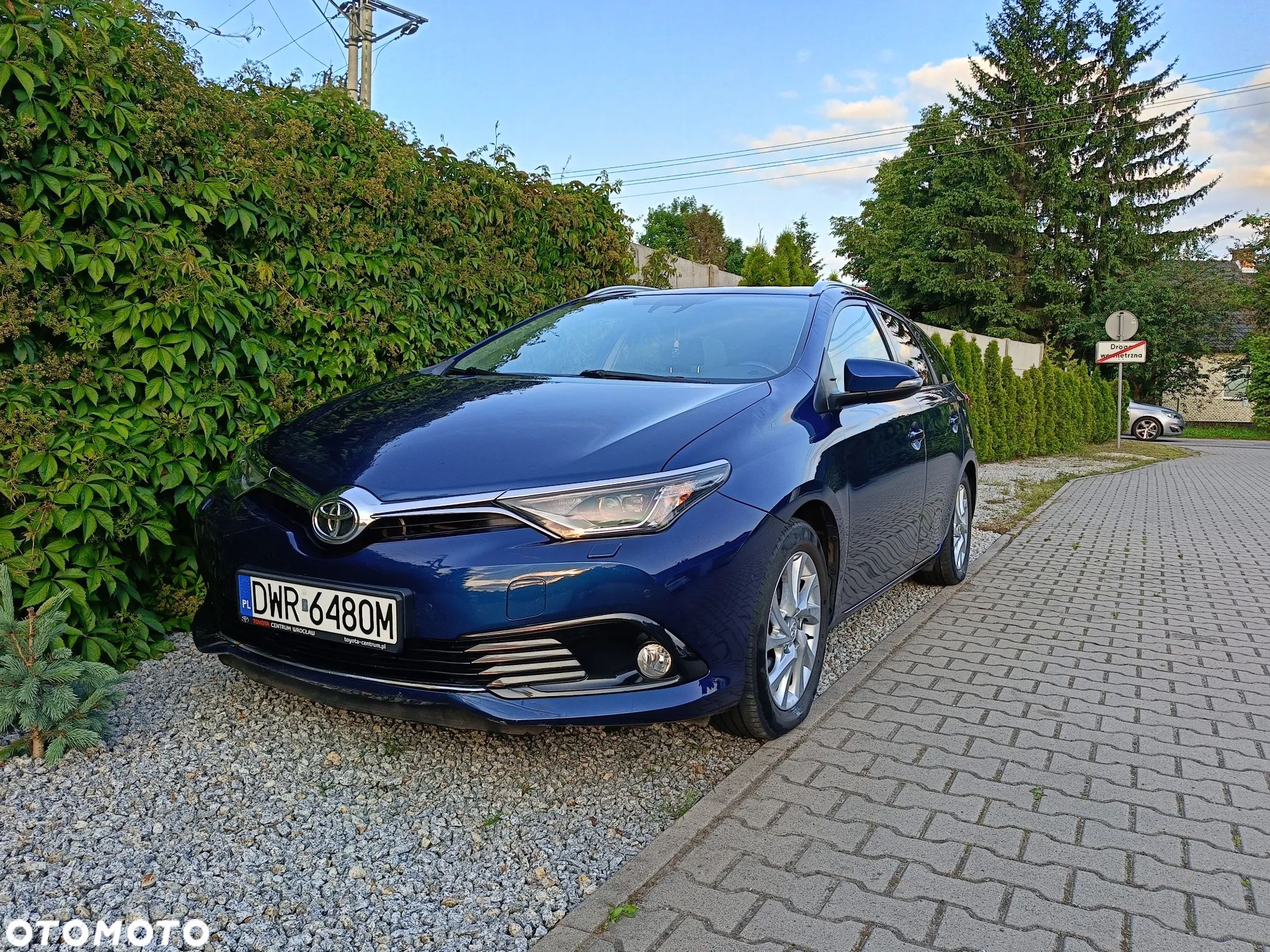 Toyota Auris 1.2 T Premium MS - 1