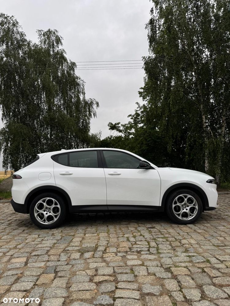 Alfa Romeo Tonale 1.5 T4 GSE mHEV Sprint DCT - 3