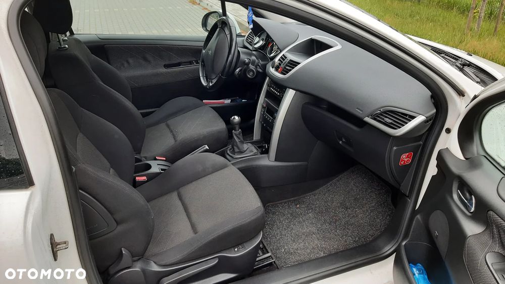 Peugeot 207 1.6 HDi 16V Sporty - 12