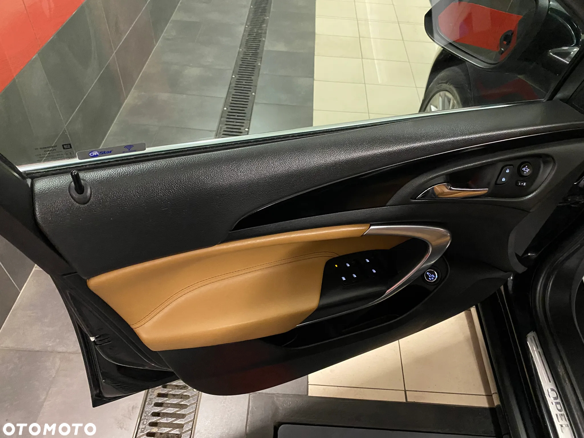 Opel Insignia 1.6 SIDI T Sports Tourer ecoFLEXStart/Sto Innovation - 17