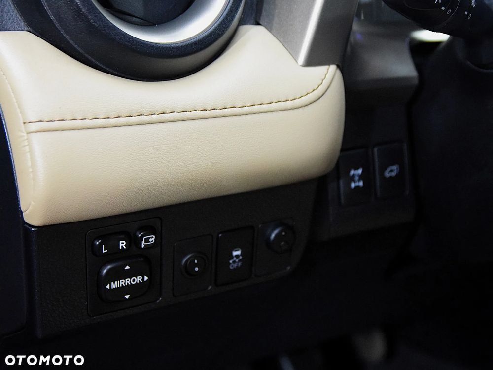 Toyota RAV4 2.0 D-4D Active - 20