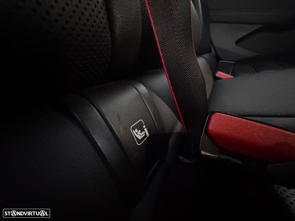 Renault Arkana 1.3 TCe R.S.Line EDC - 26