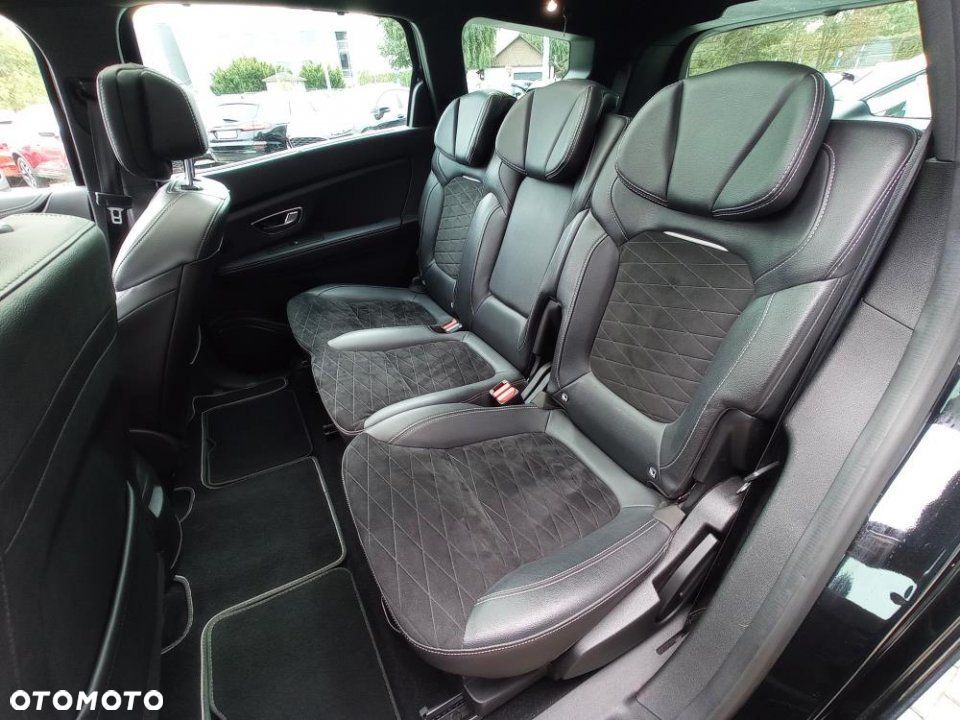 Renault Grand Scenic - 13