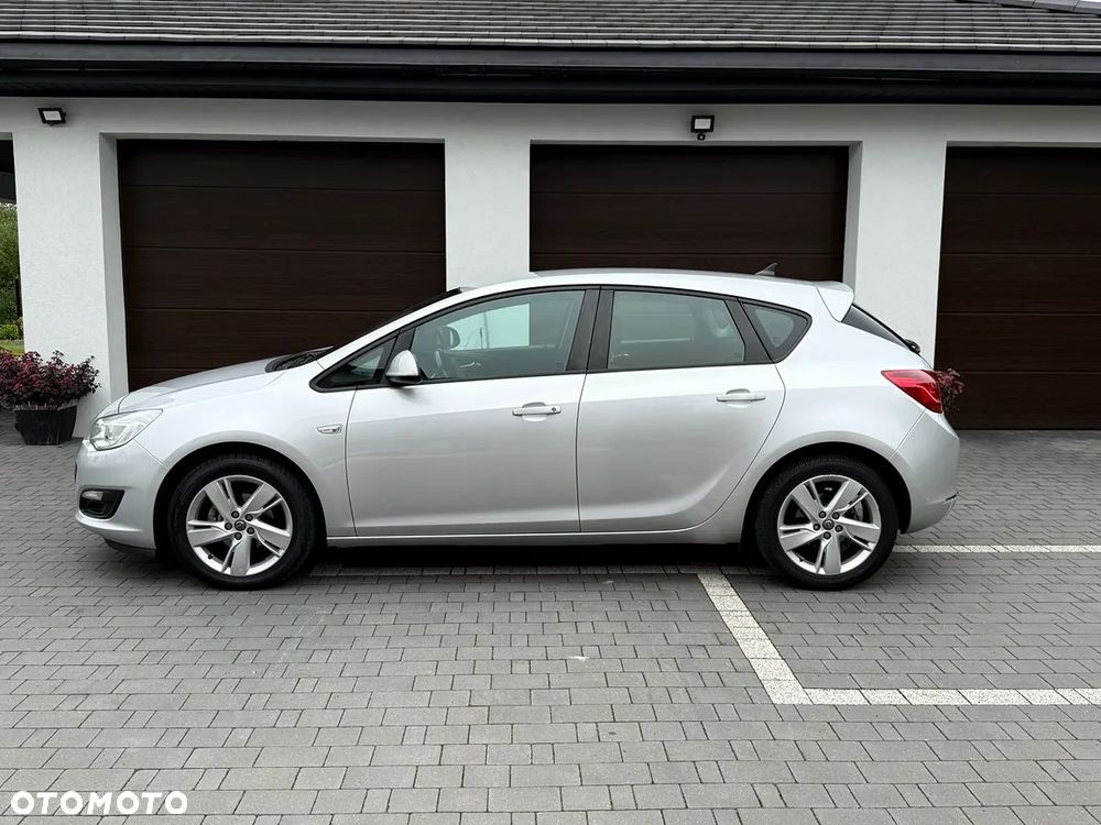 Opel Astra - 3