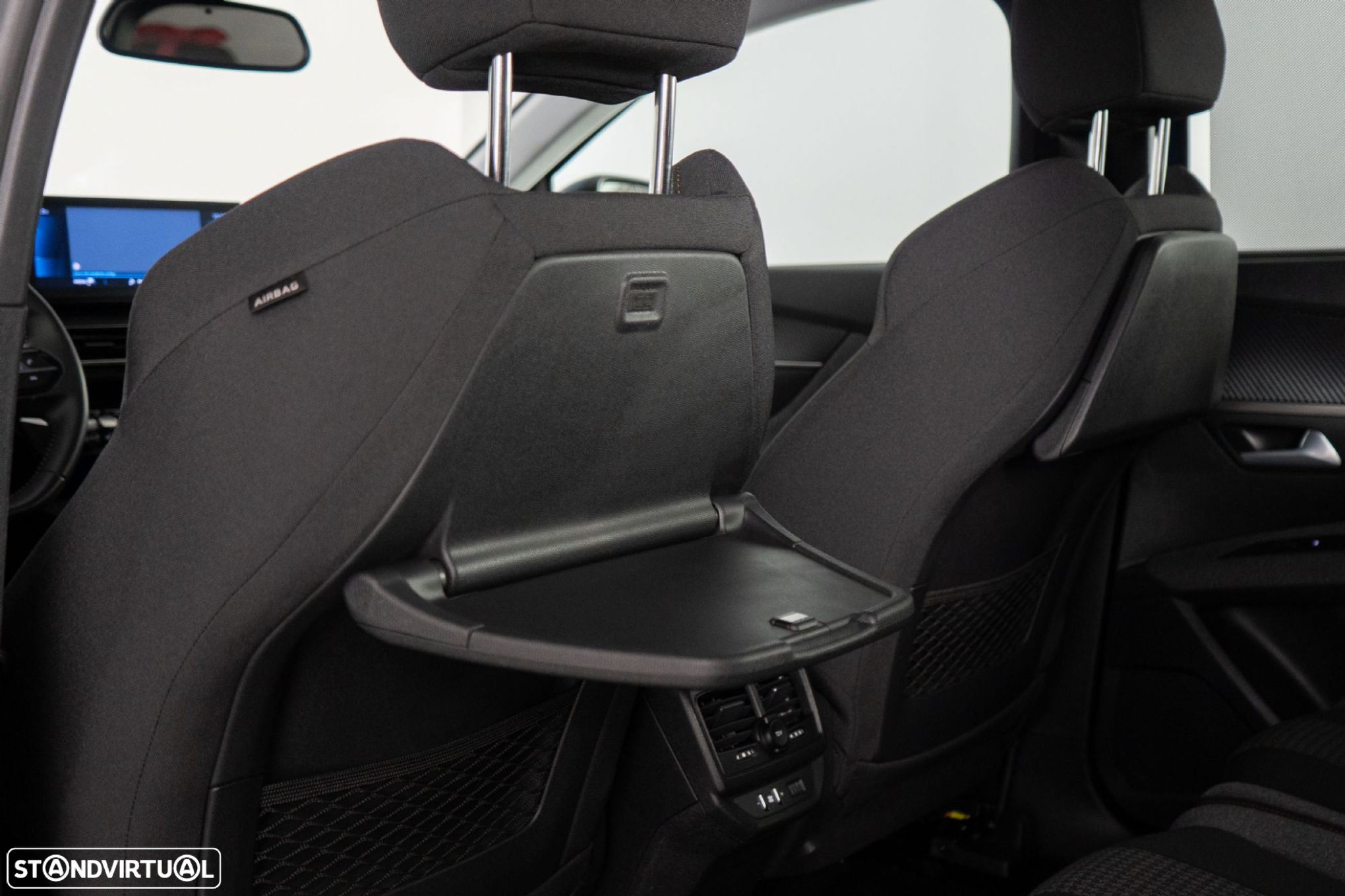 Peugeot 5008 1.2 PureTech Allure Pack EAT8 - 9