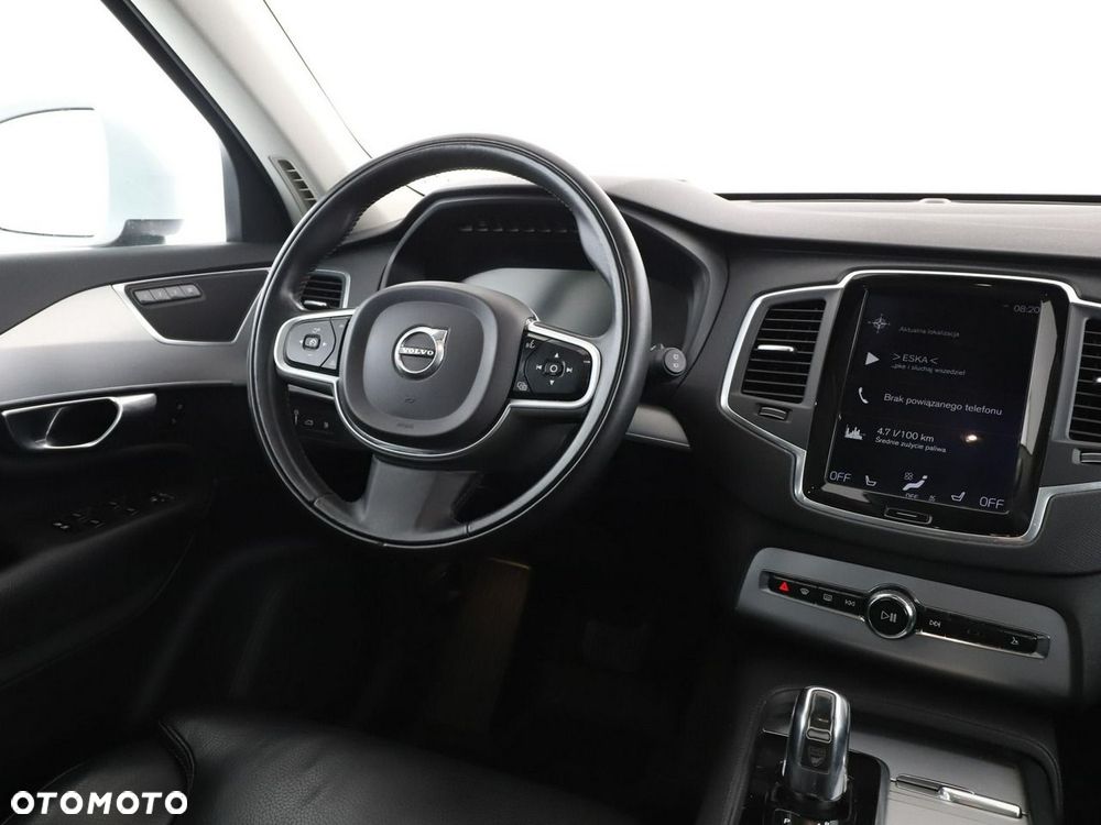 Volvo XC 90 T8 AWD Twin Engine Geartronic Momentum - 17