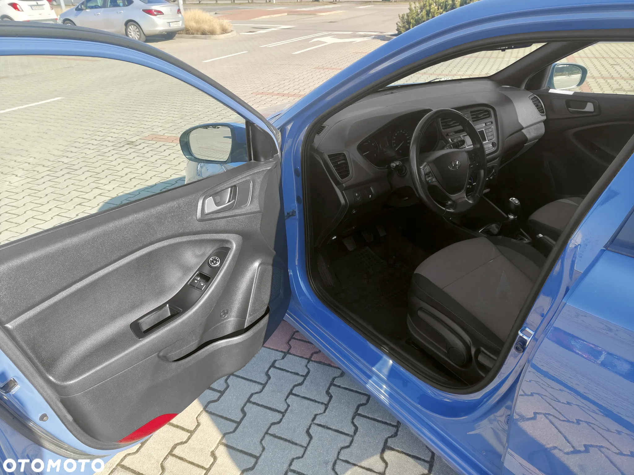 Hyundai i20 1.2 Classic + - 8