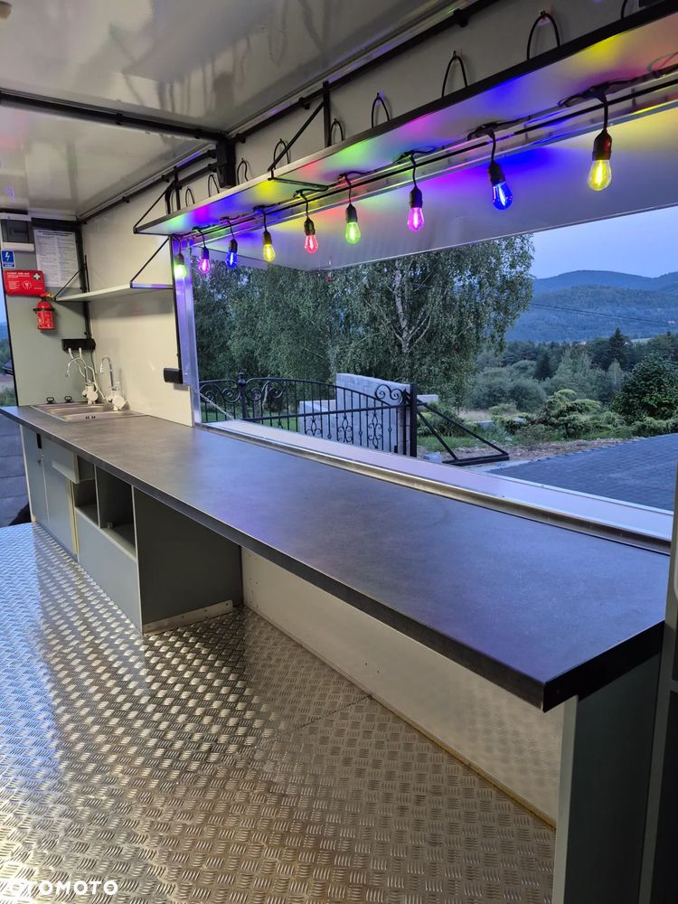 Mercedes-Benz Sprinter - 6