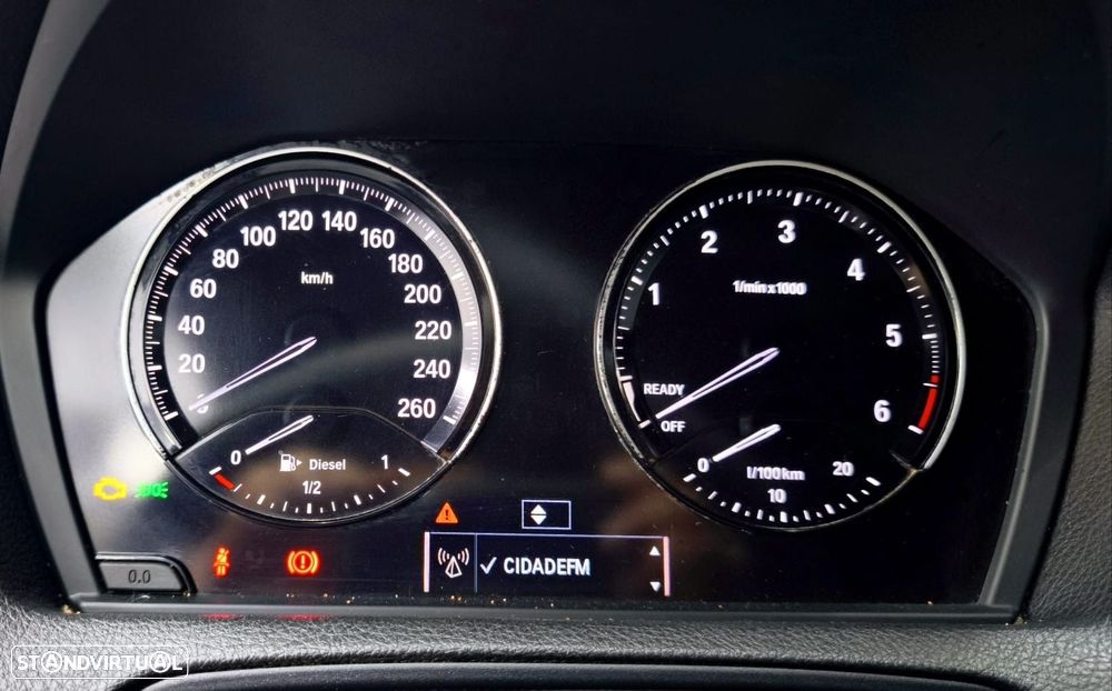 BMW 116 d Pack M - 15