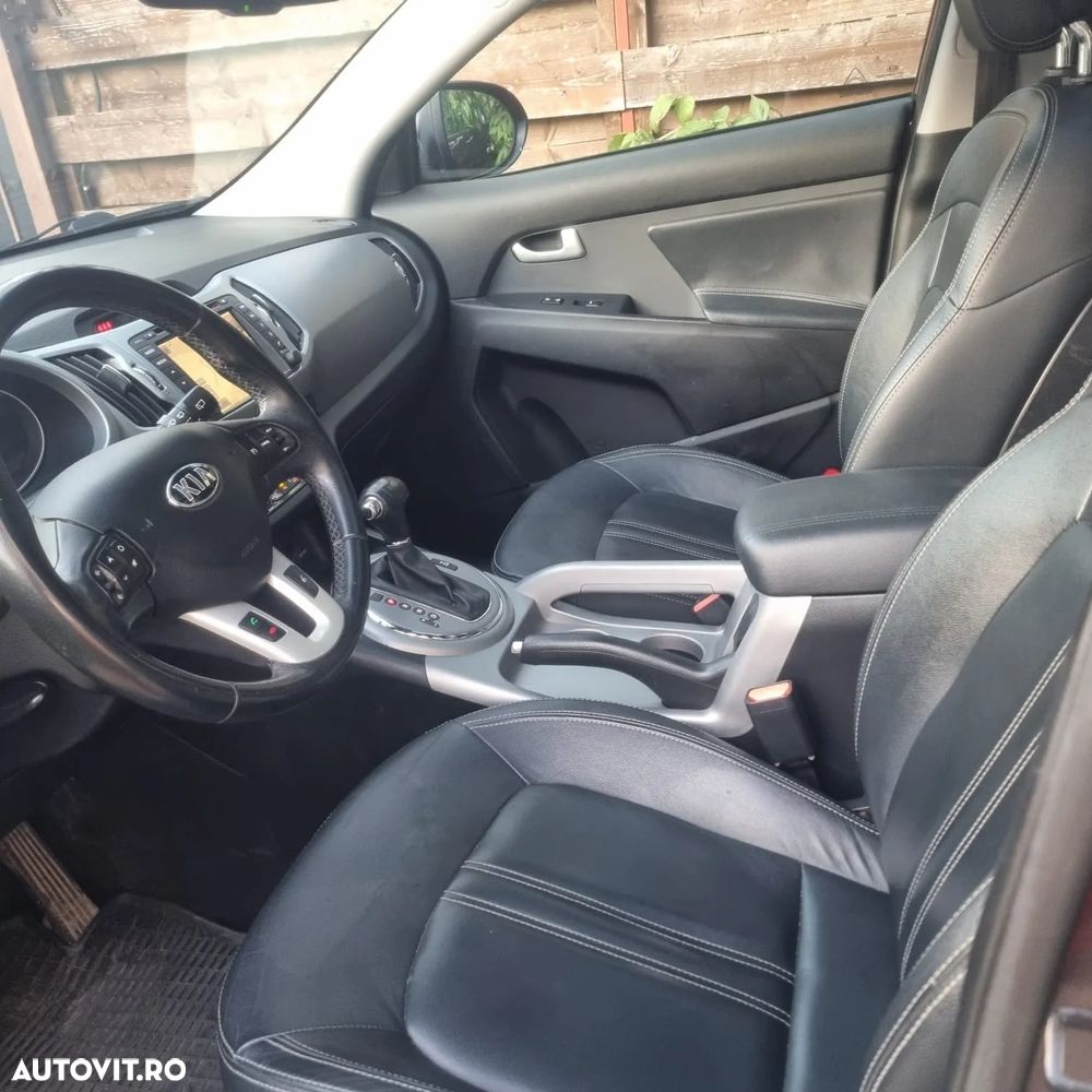 Kia Sportage 2.0 CRDI AWD Aut. Dream-Team Edition - 12