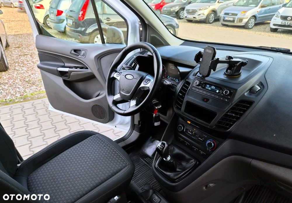 Ford Transit Connect - 26