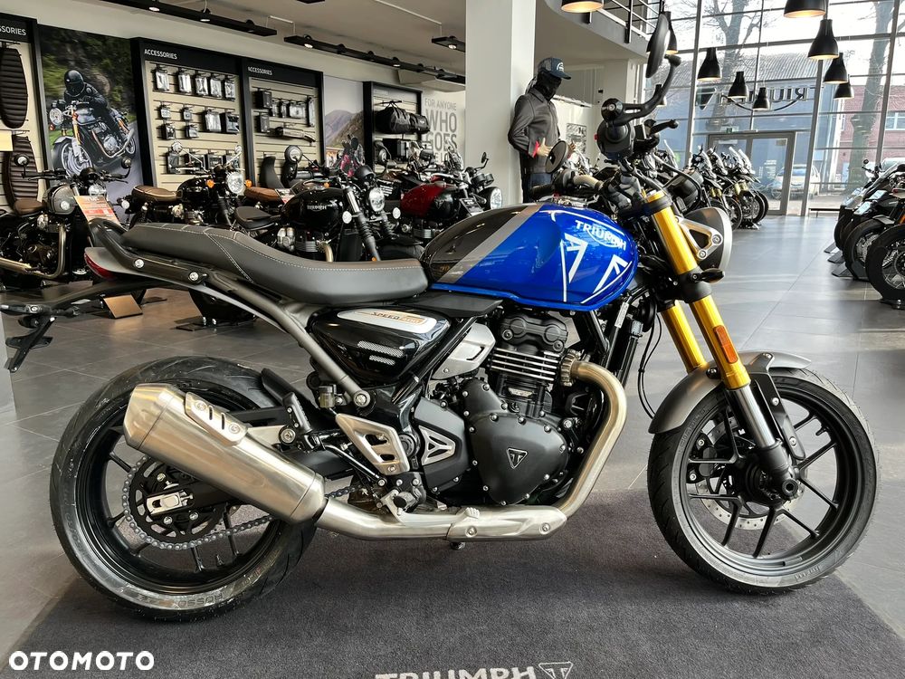 Triumph Inny - 7