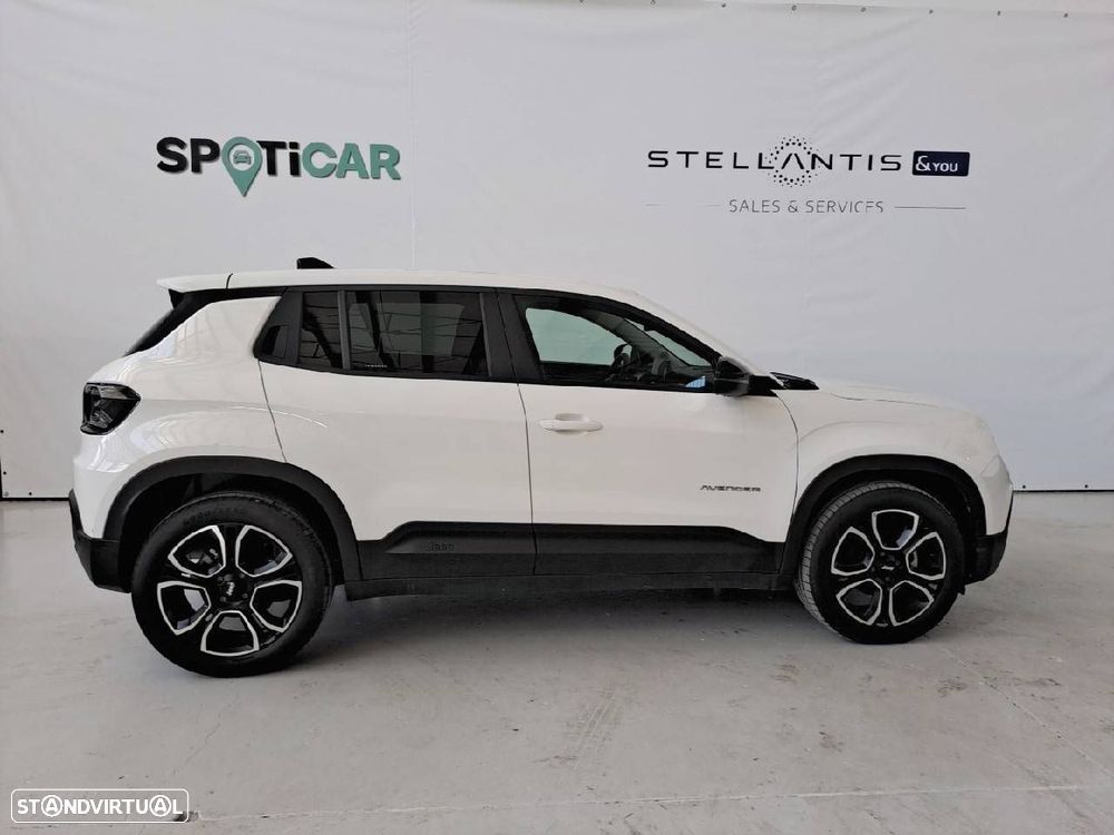 Jeep Avenger 1.2 TG Altitude - 4