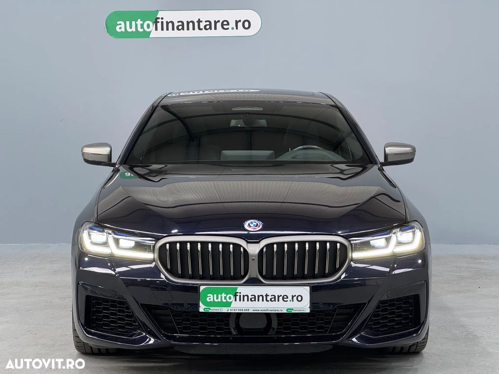 BMW M5 M550i xDrive AT - 2
