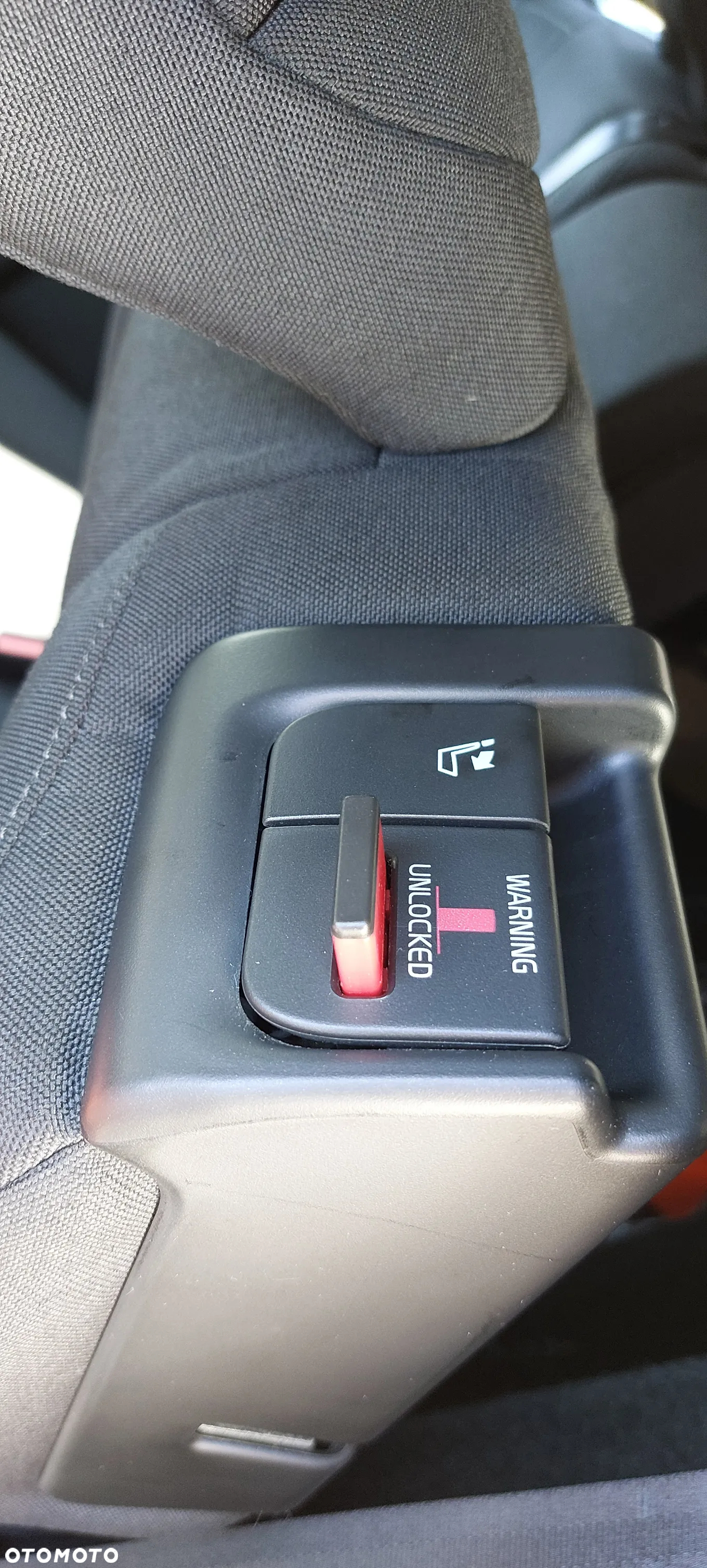 Volvo V40 D2 Kinetic - 34