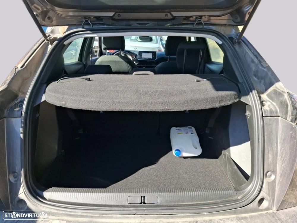 Peugeot 2008 - 9