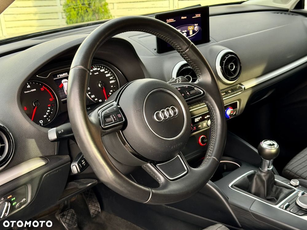 Audi A3 3-drzwiowe 2.0 TDI design - 10