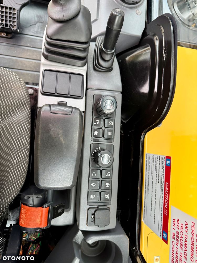 Caterpillar Caterpillar MINIKOPARKA CAT CATERPILLAR 302.7 CR 302 302.7CR 301, 303, 2022 R. - 16