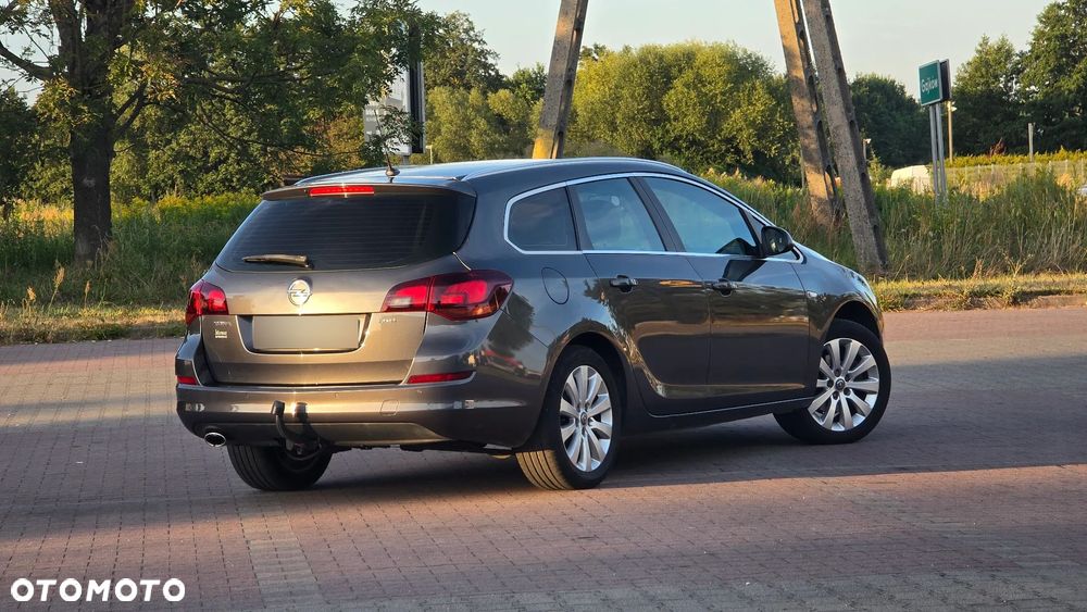 Opel Astra 2.0 CDTI Sport - 1