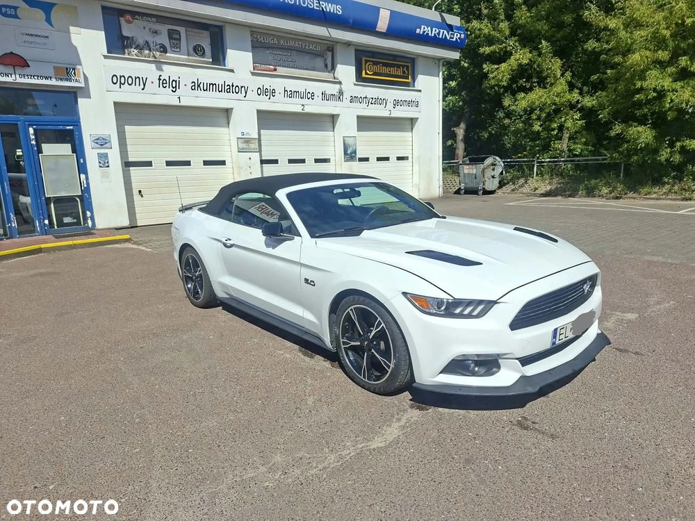 Ford Mustang - 3