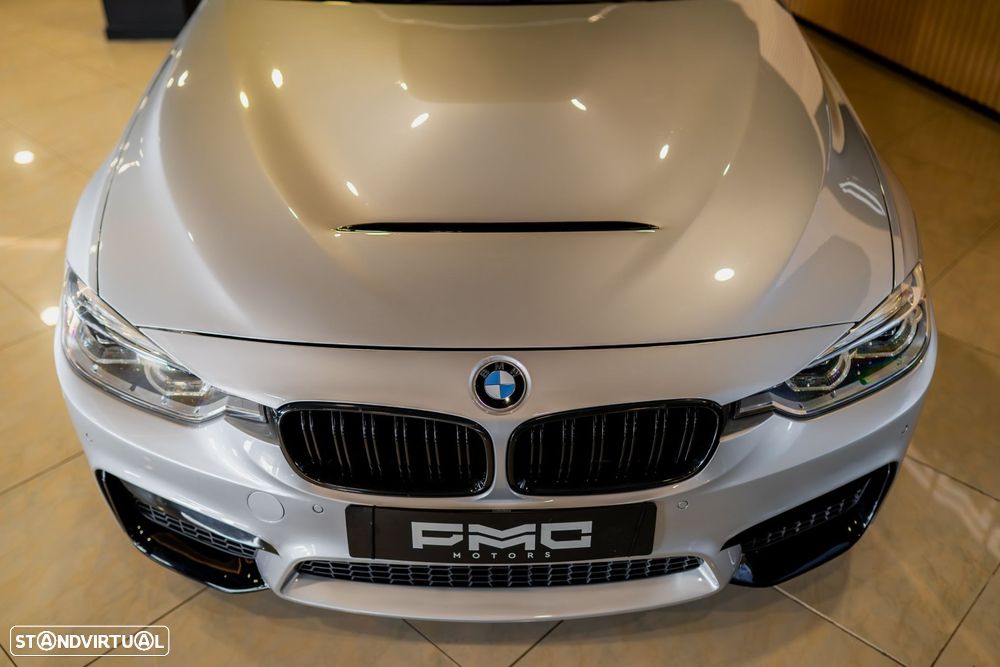 BMW 330 i Pack M Auto - 4