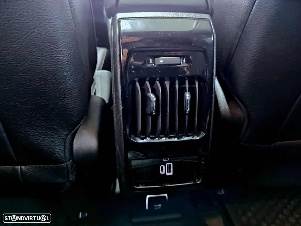 Jeep Compass 1.3 TG Trailhawk - 32